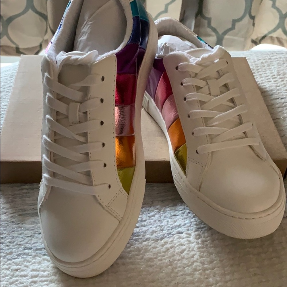 Steve Madden Sneakers